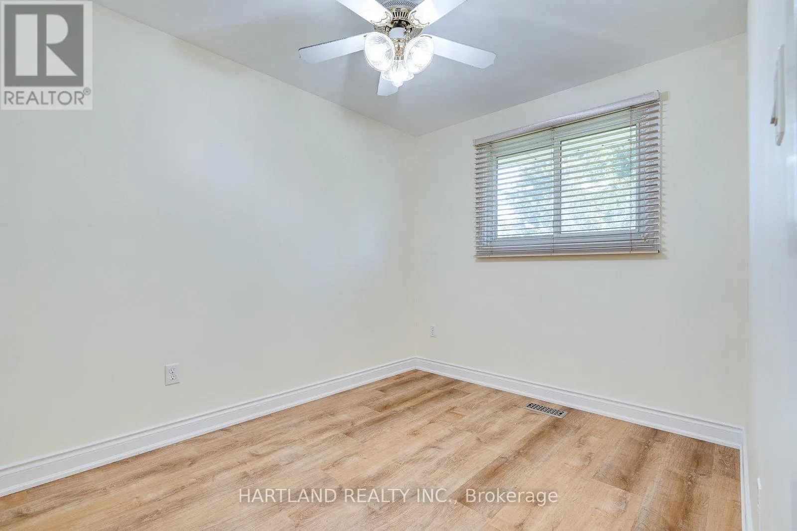 11 MAITLAND AVENUE