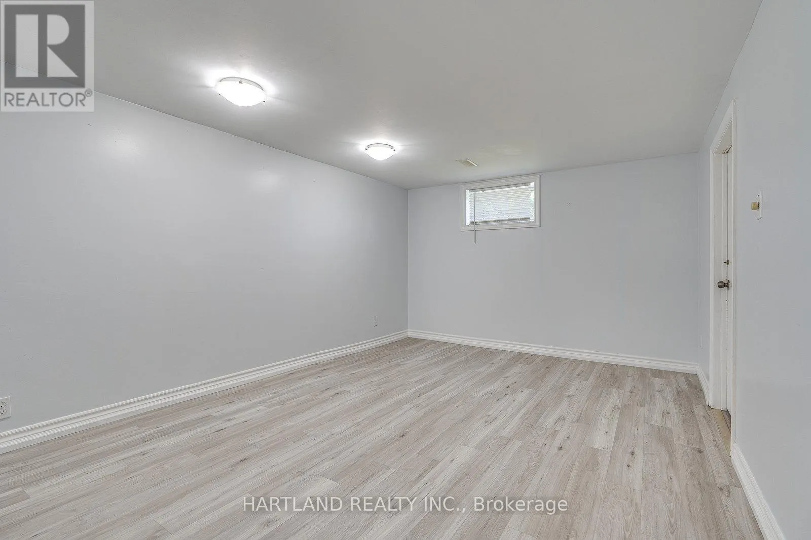 11 MAITLAND AVENUE