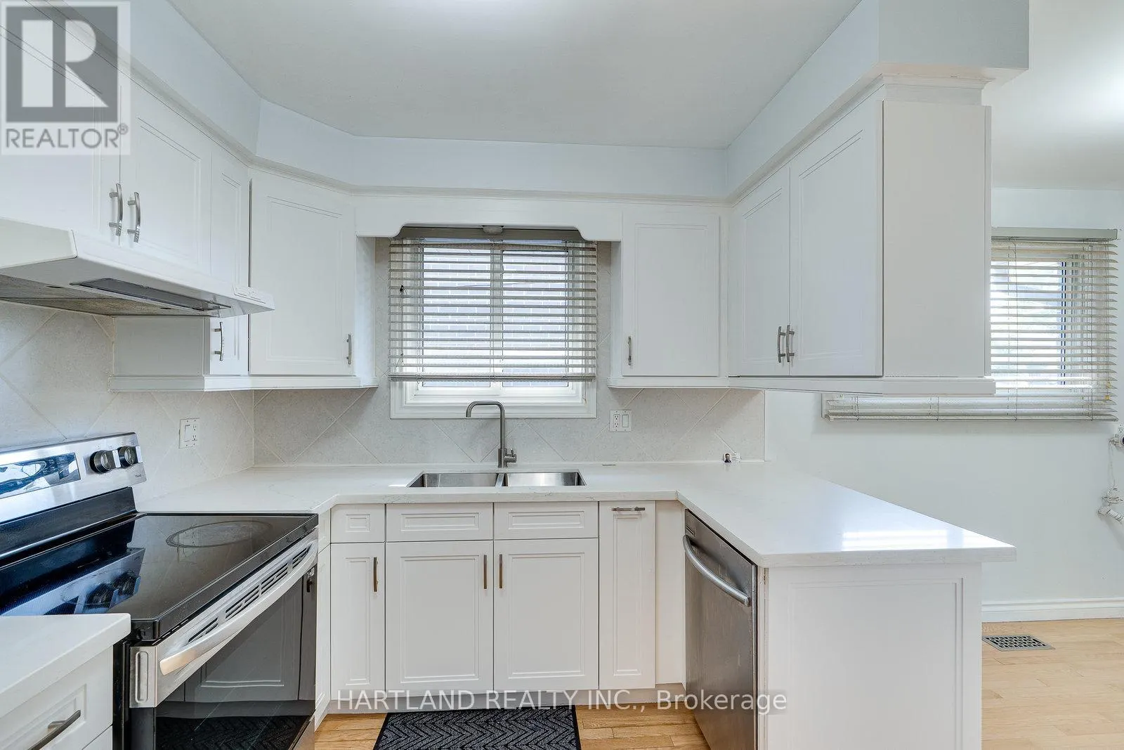 11 MAITLAND AVENUE