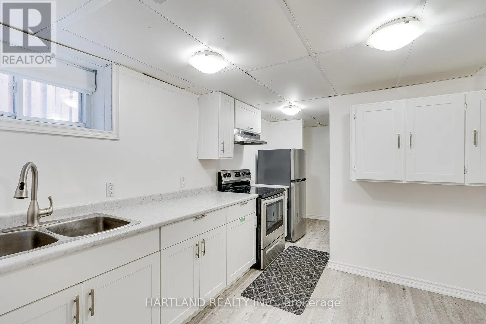 11 MAITLAND AVENUE