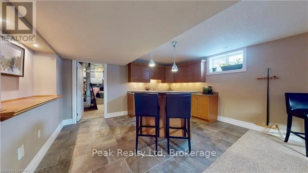286 SUNSET DRIVE