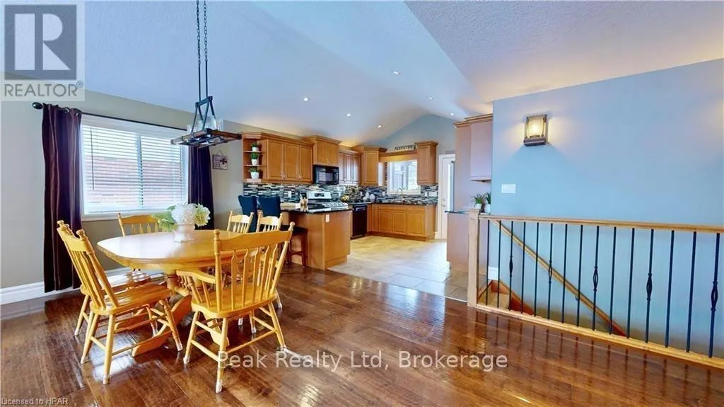 286 SUNSET DRIVE