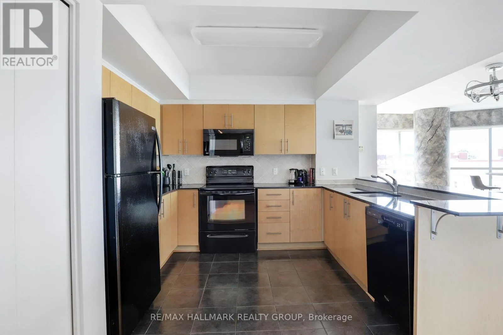 504 - 200 RIDEAU STREET