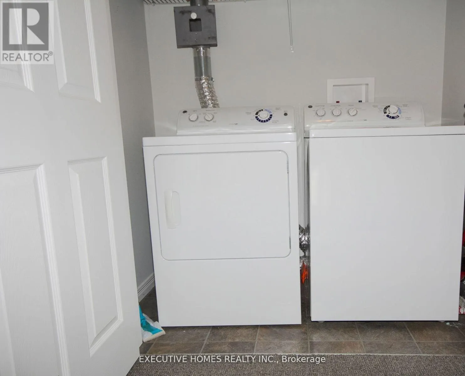 129 - 2635 BATEMAN TRAIL