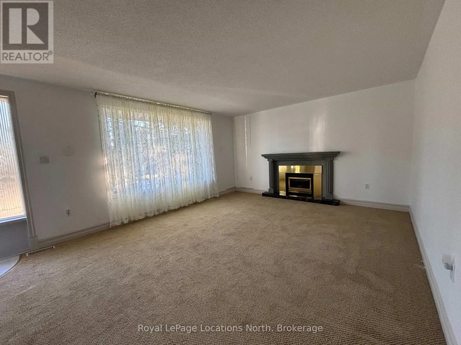 420 GRANDVIEW DRIVE