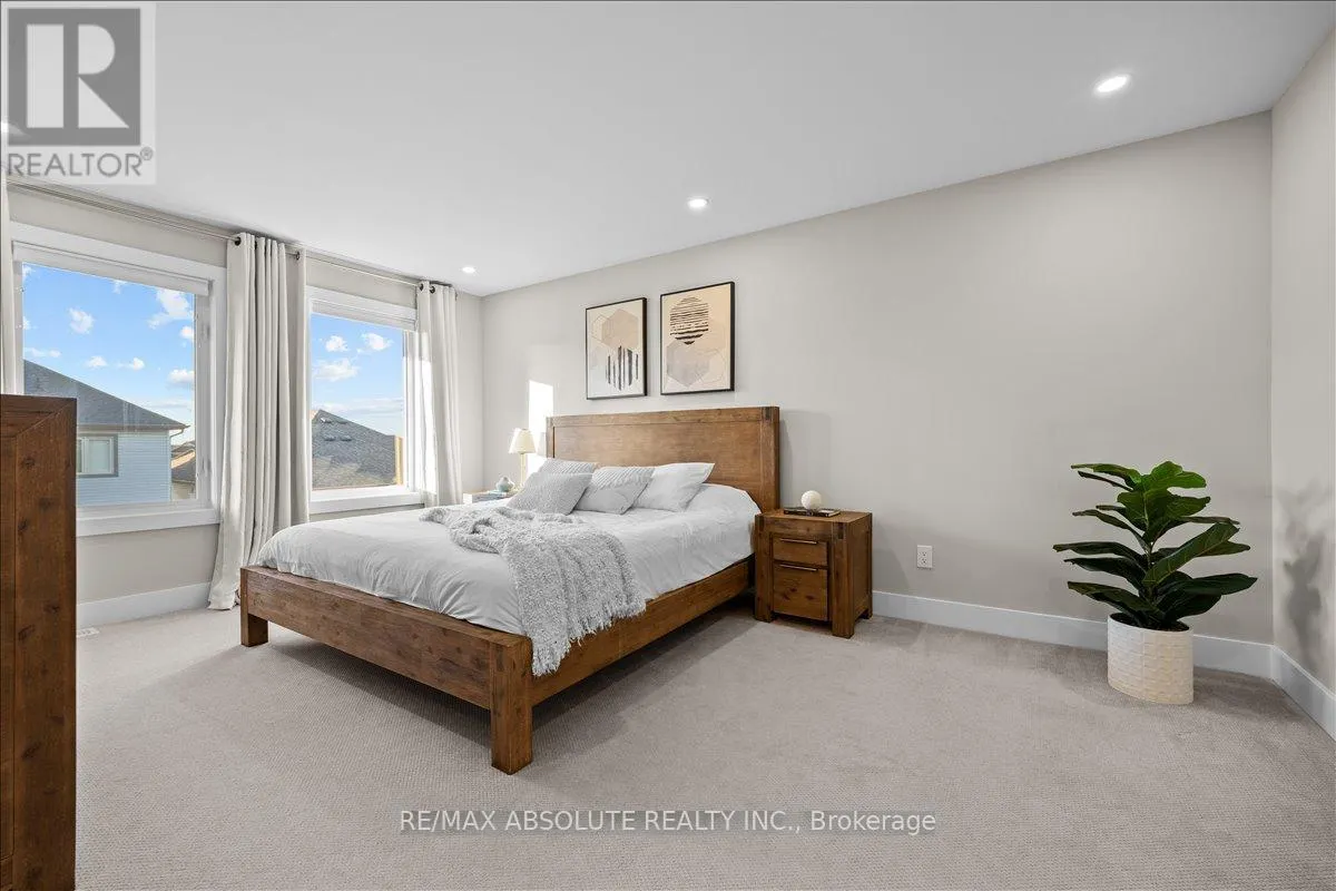 332 HALIBURTON HEIGHTS