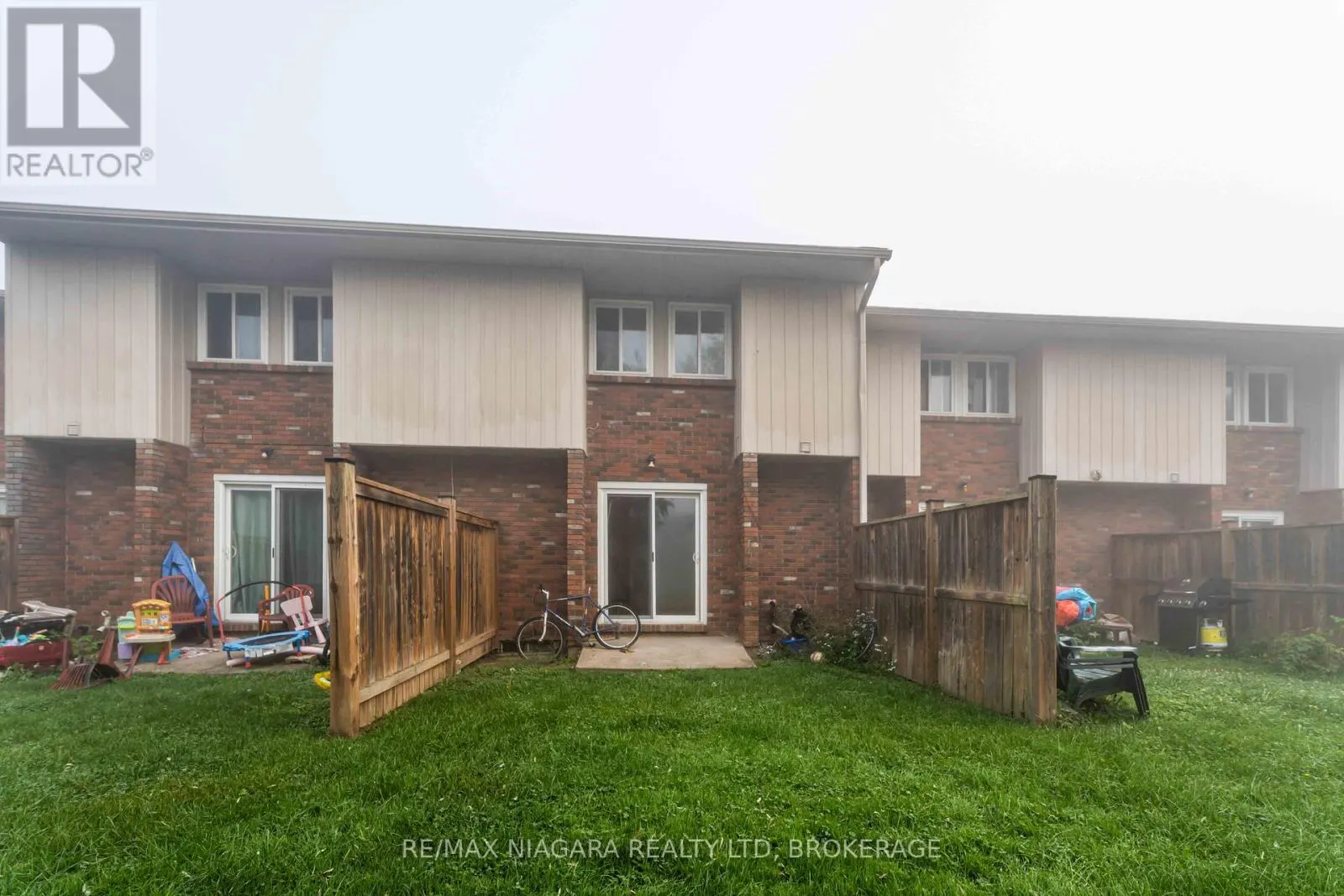 112 - 100 BROWNLEIGH AVENUE, #112