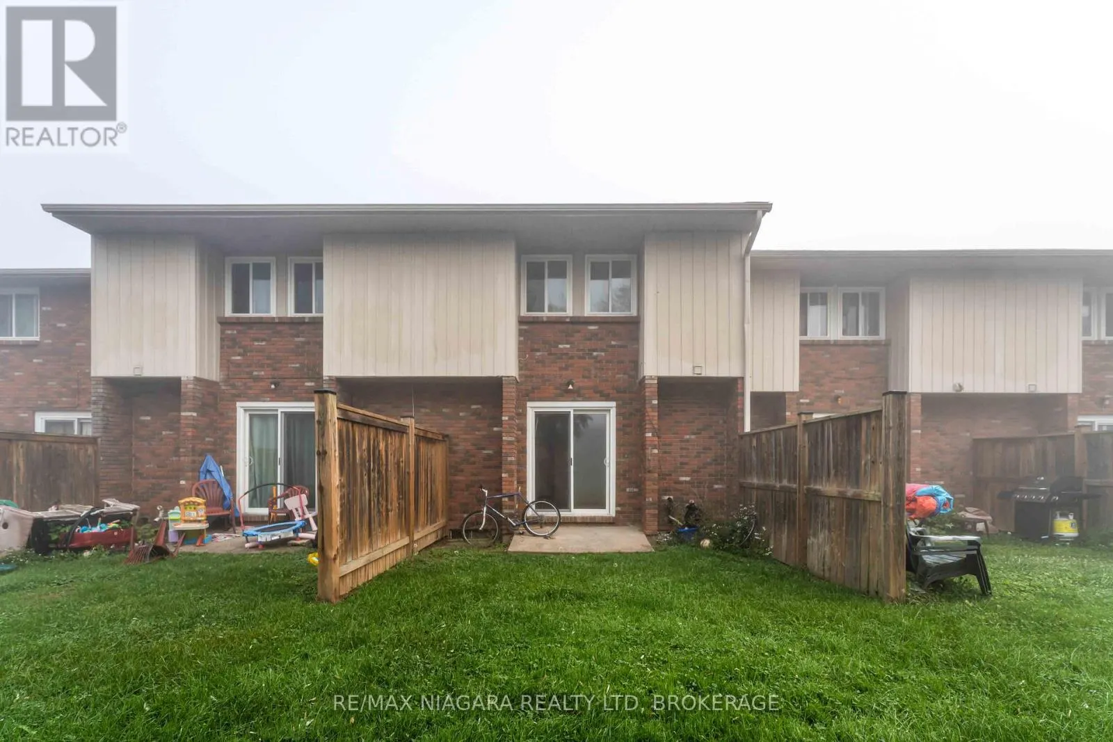 112 - 100 BROWNLEIGH AVENUE, #112