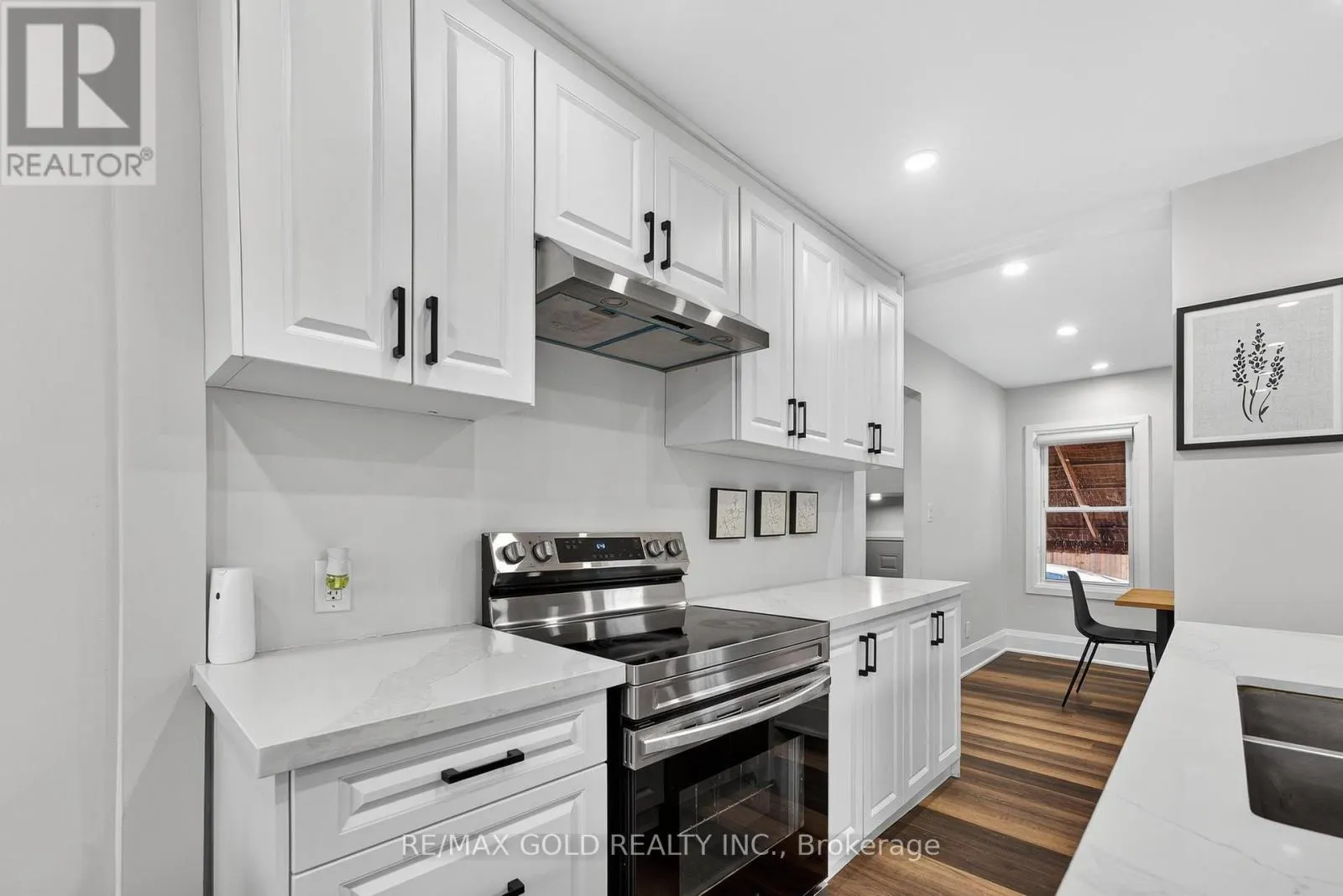 3 WARDROPE AVENUE