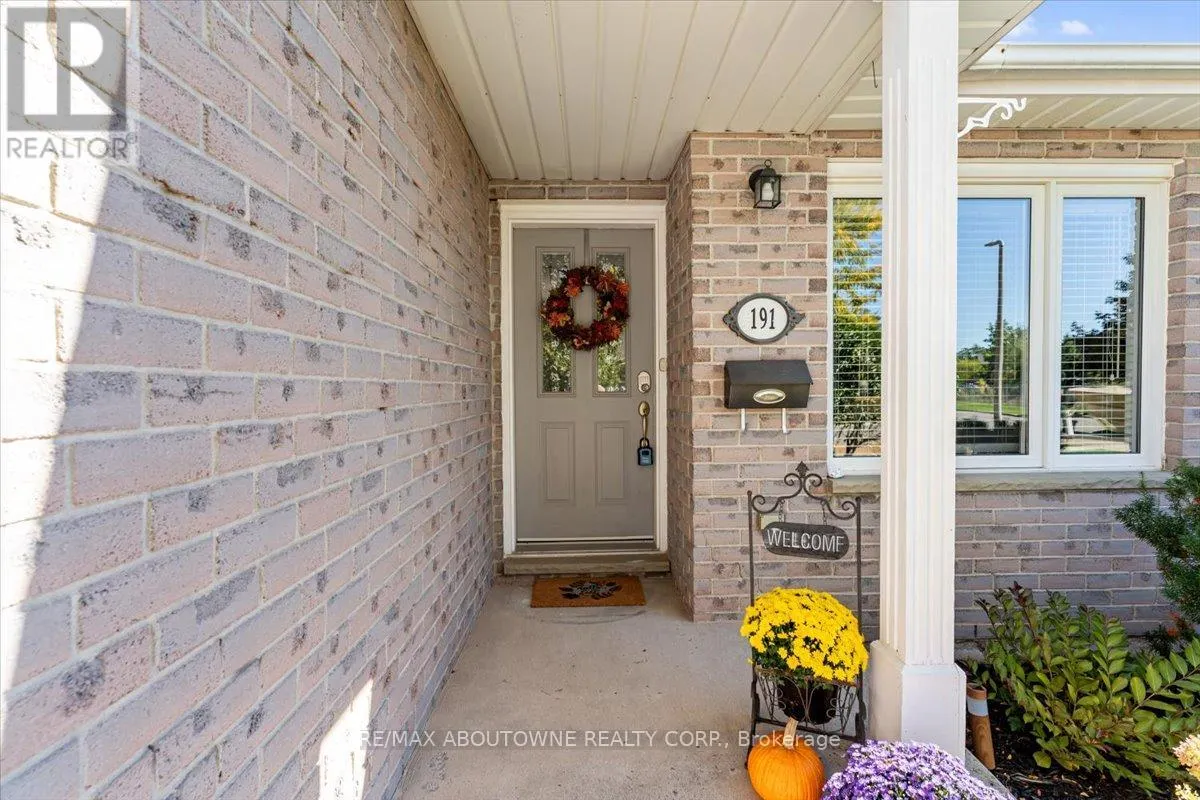 191 AUTUMN CRESCENT