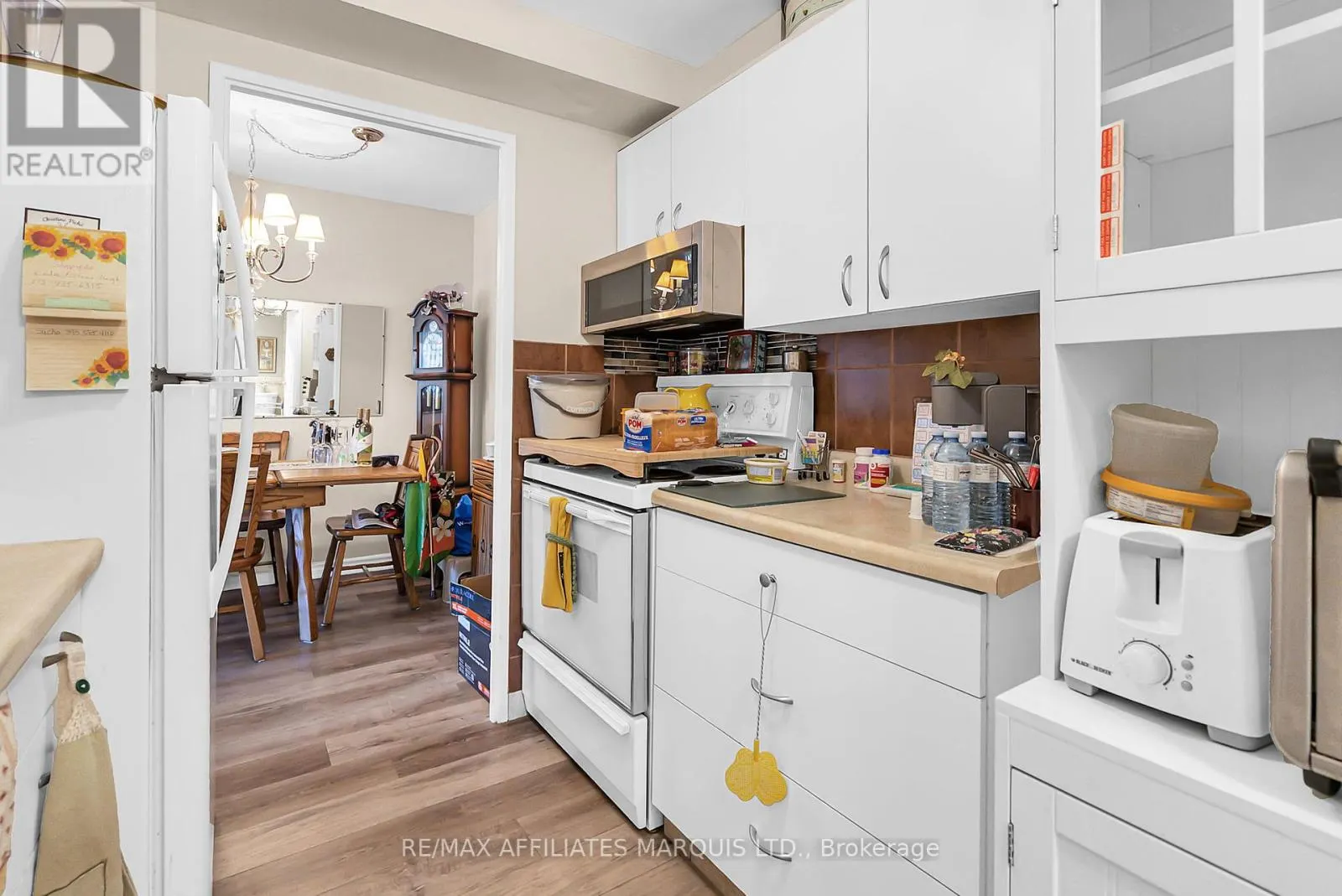 302 - 308 SECOND STREET E