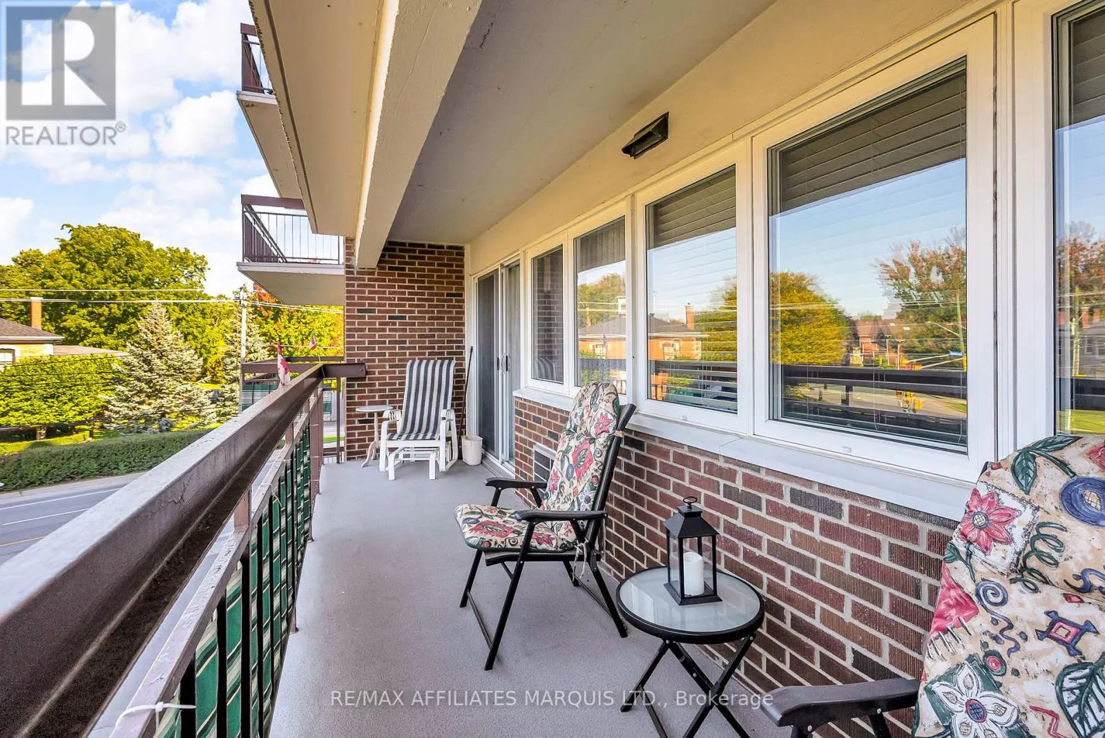 302 - 308 SECOND STREET E