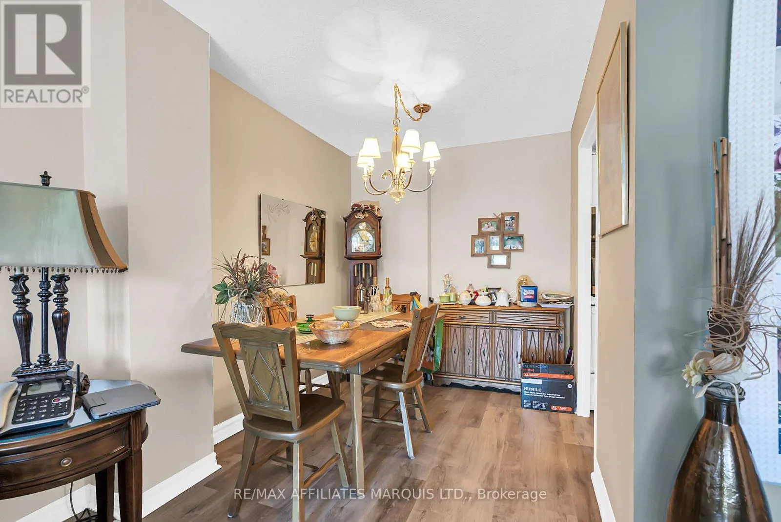 302 - 308 SECOND STREET E