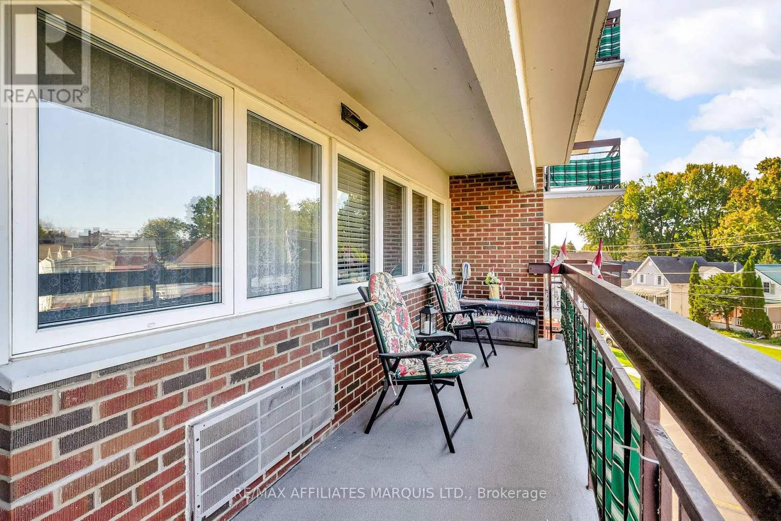 302 - 308 SECOND STREET E