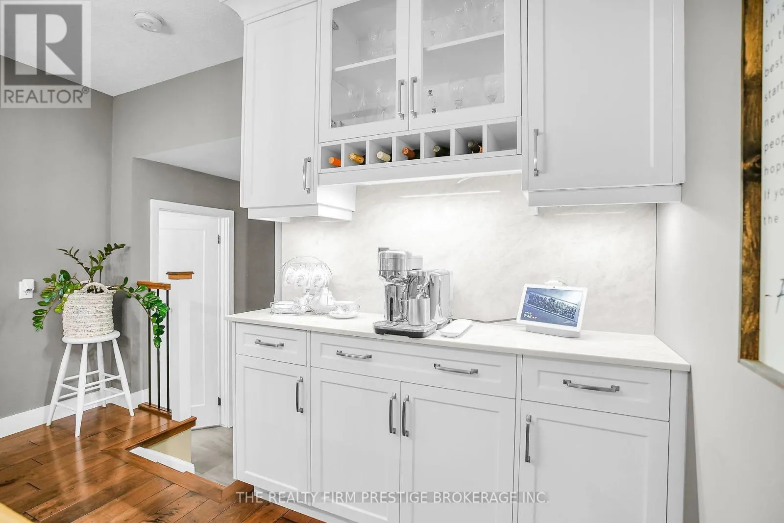15 ROCKFORD CRESCENT