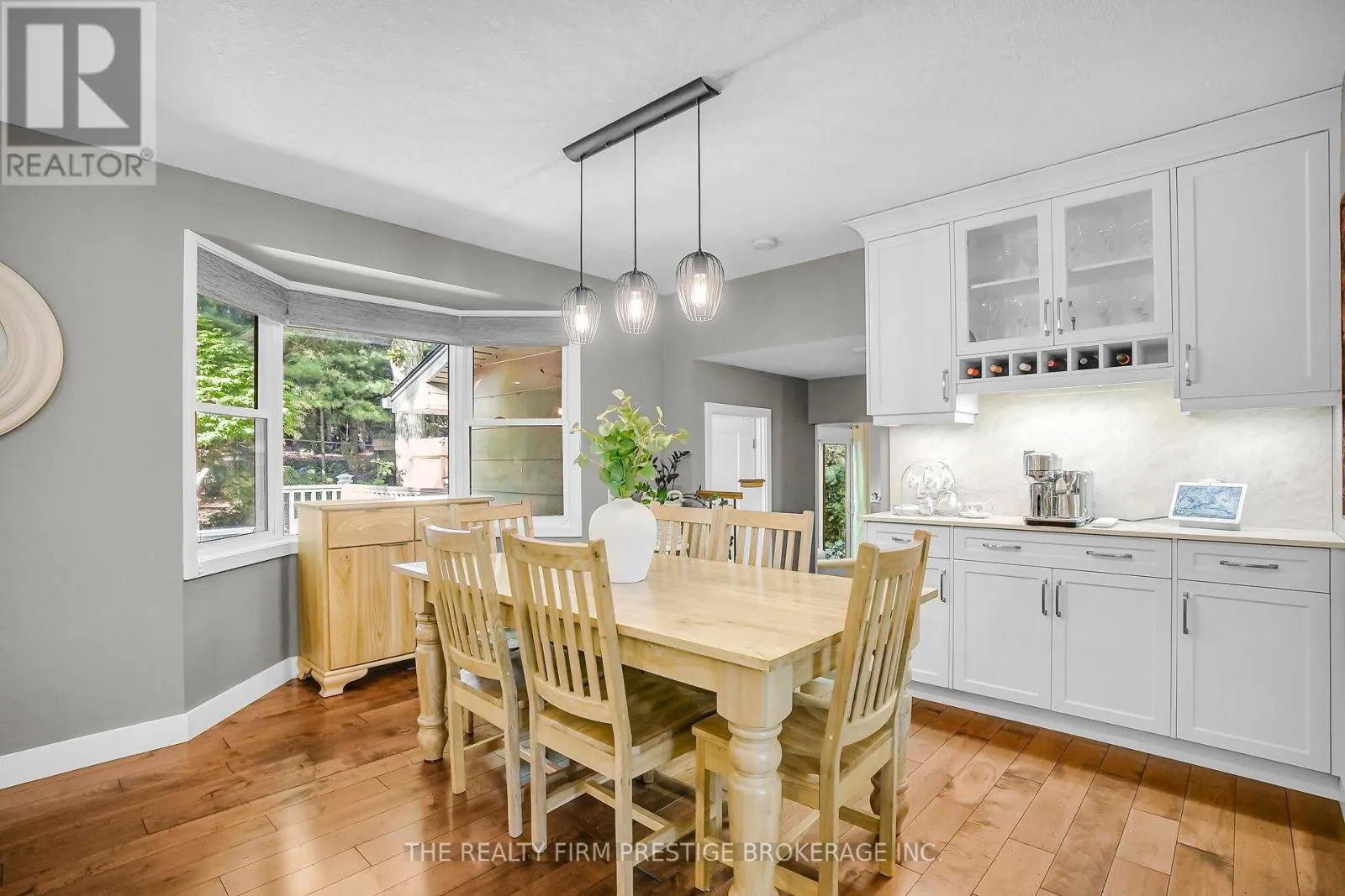 15 ROCKFORD CRESCENT