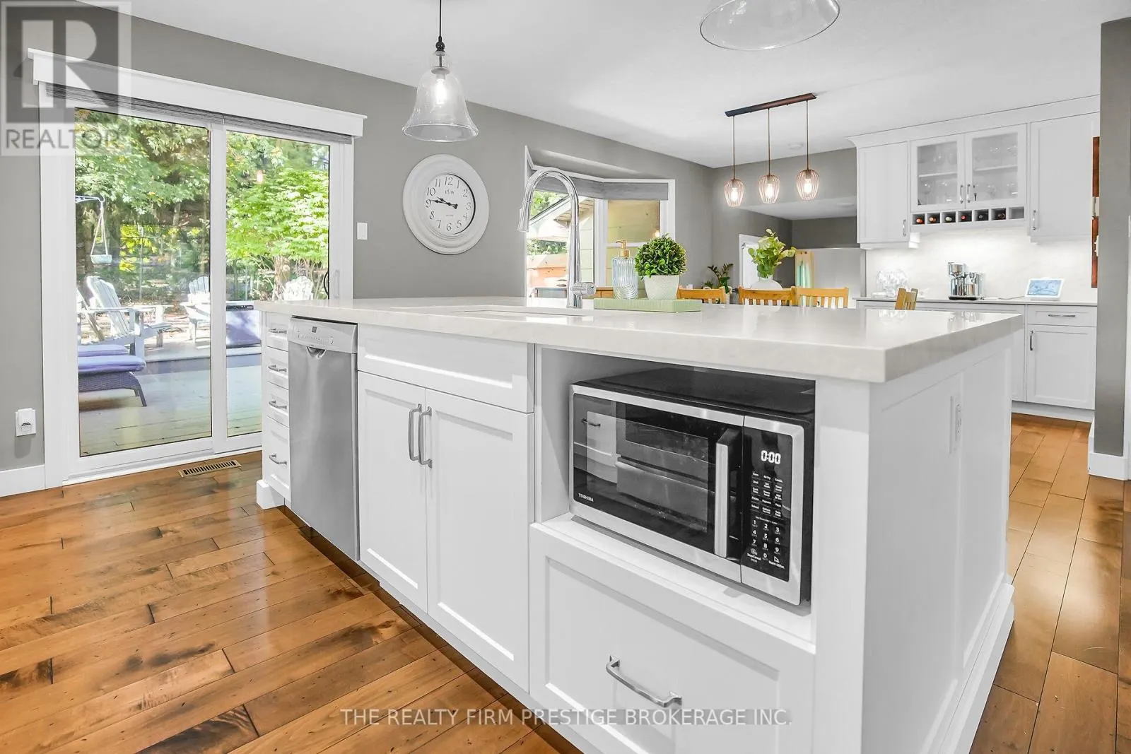 15 ROCKFORD CRESCENT