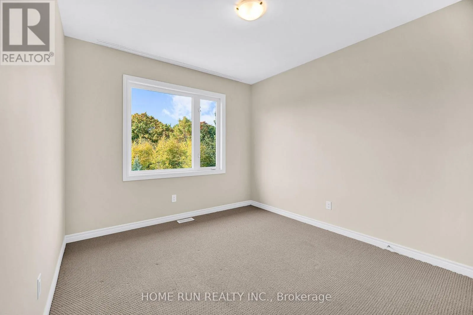 170 ESCARPMENT CRESCENT