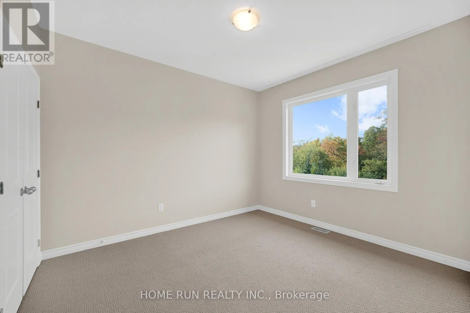 170 ESCARPMENT CRESCENT
