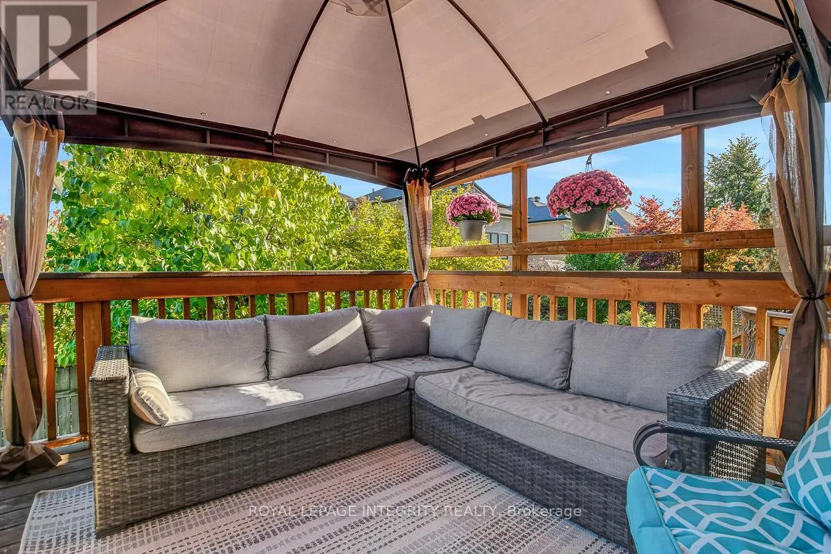 165 SALTSPRING PRIVATE