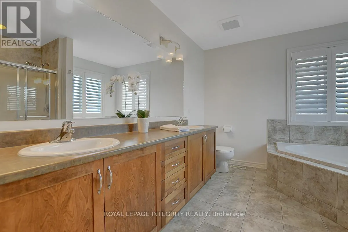 165 SALTSPRING PRIVATE