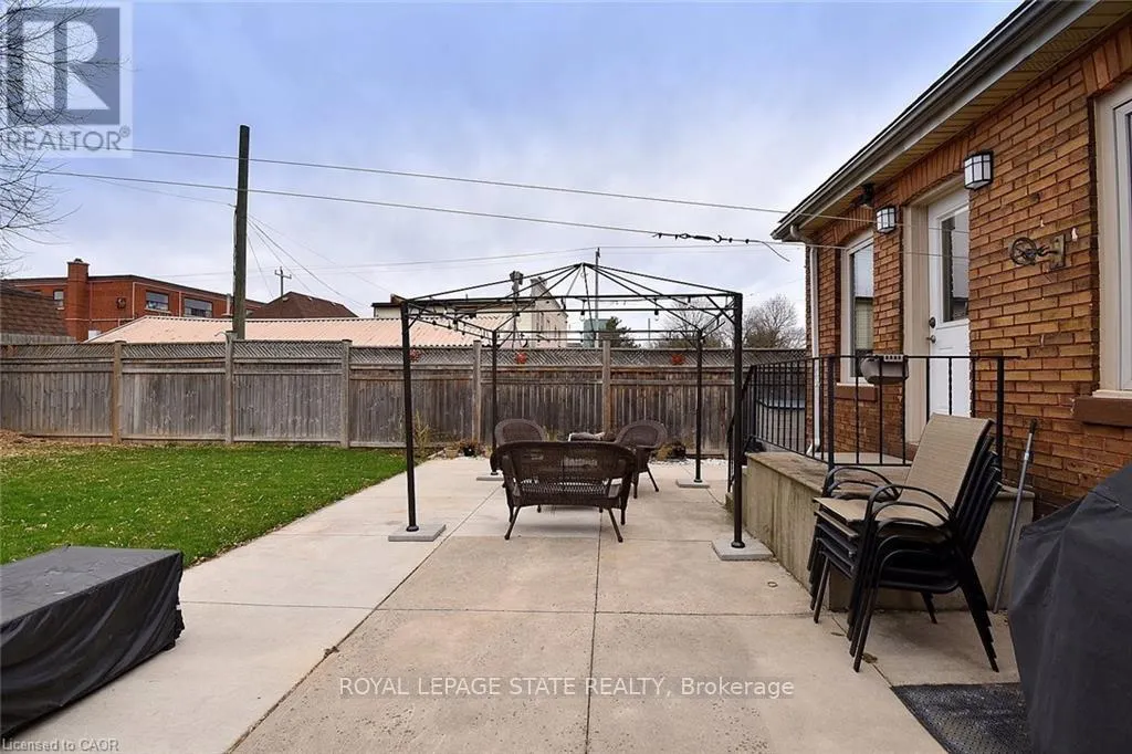 293 FAIRFIELD AVENUE