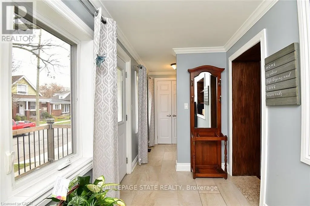 293 FAIRFIELD AVENUE