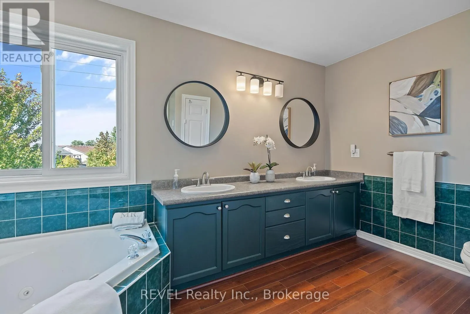 4491 DAWN CRESCENT