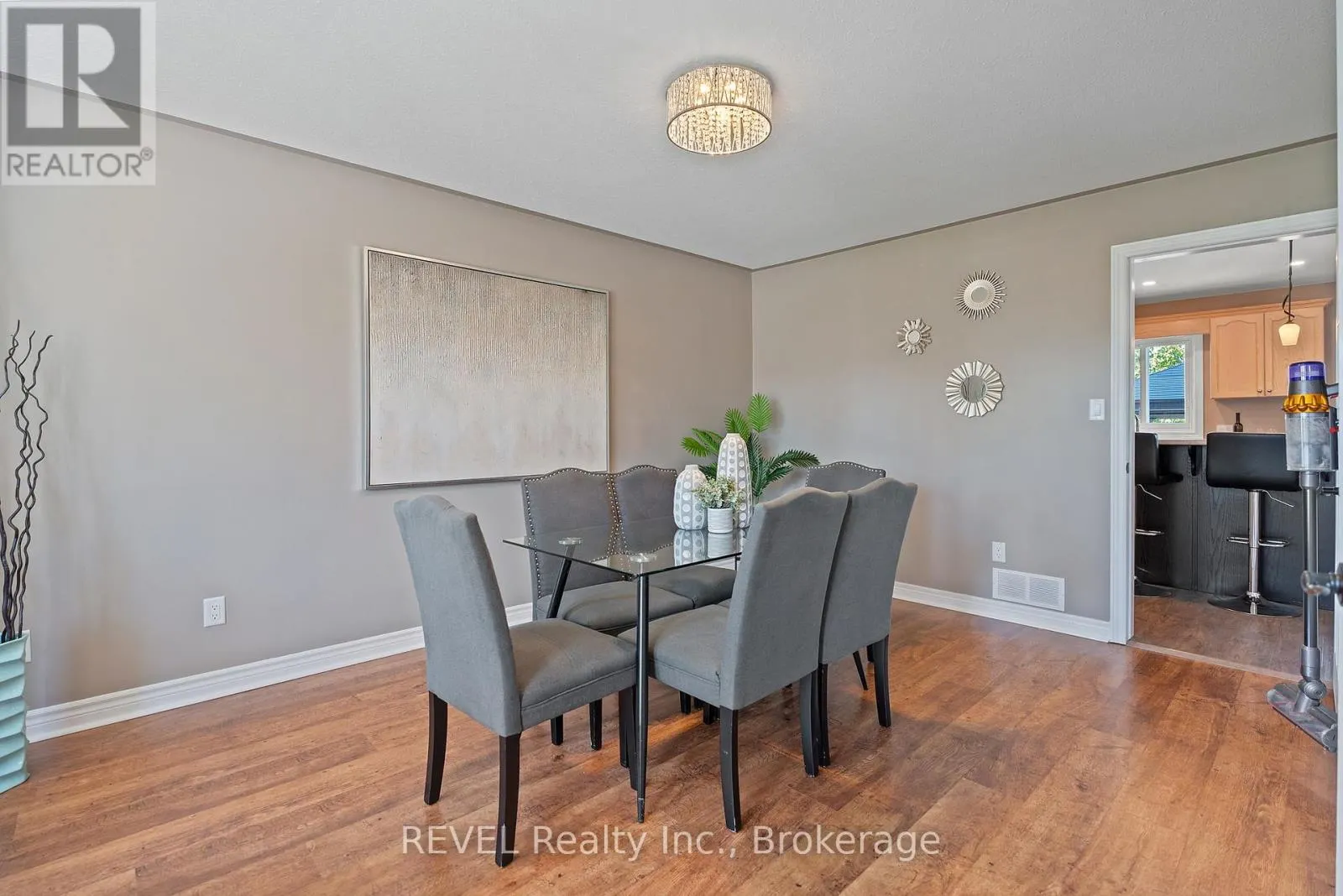 4491 DAWN CRESCENT