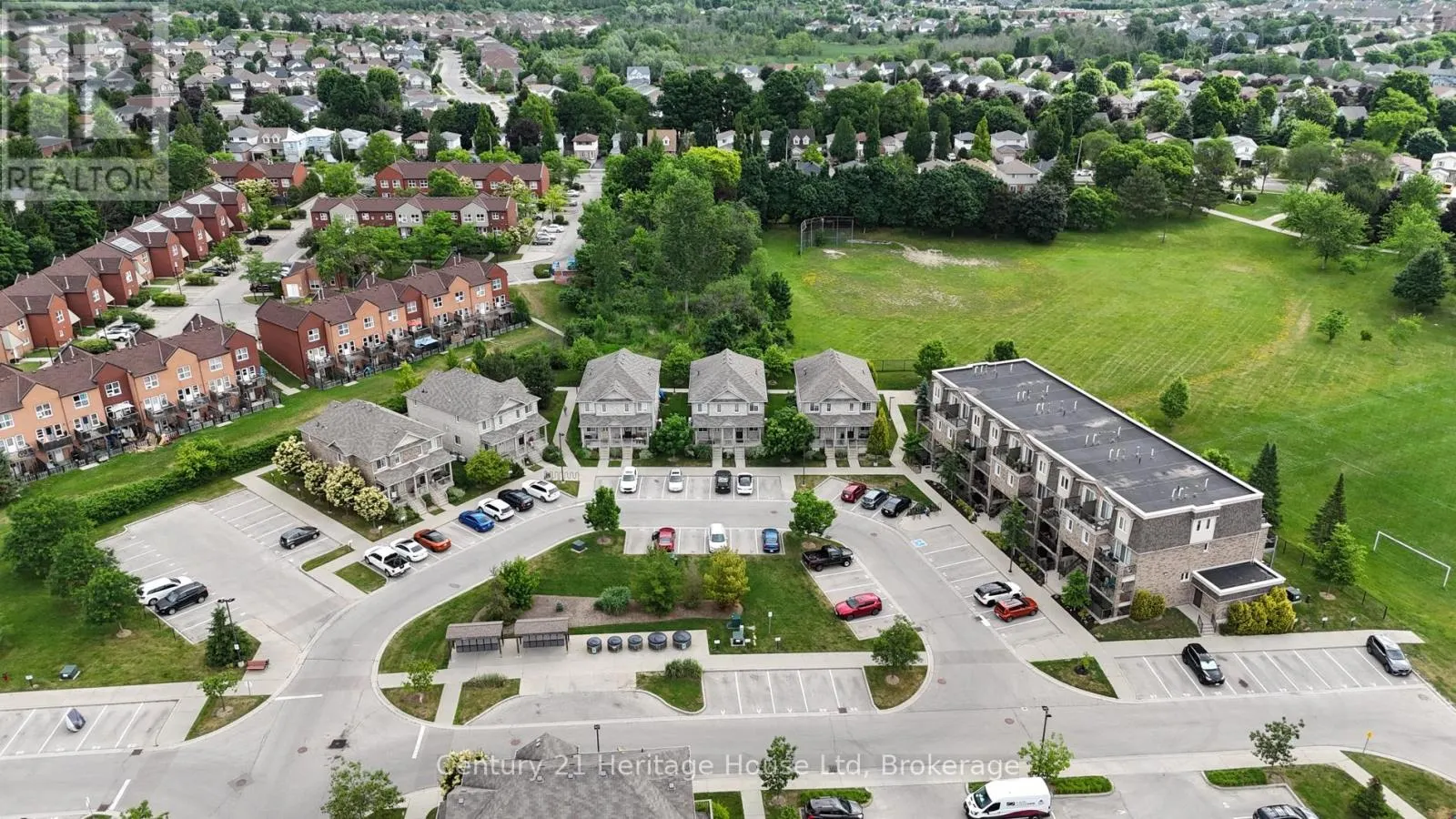 56 - 35 MOUNTFORD DRIVE, #56