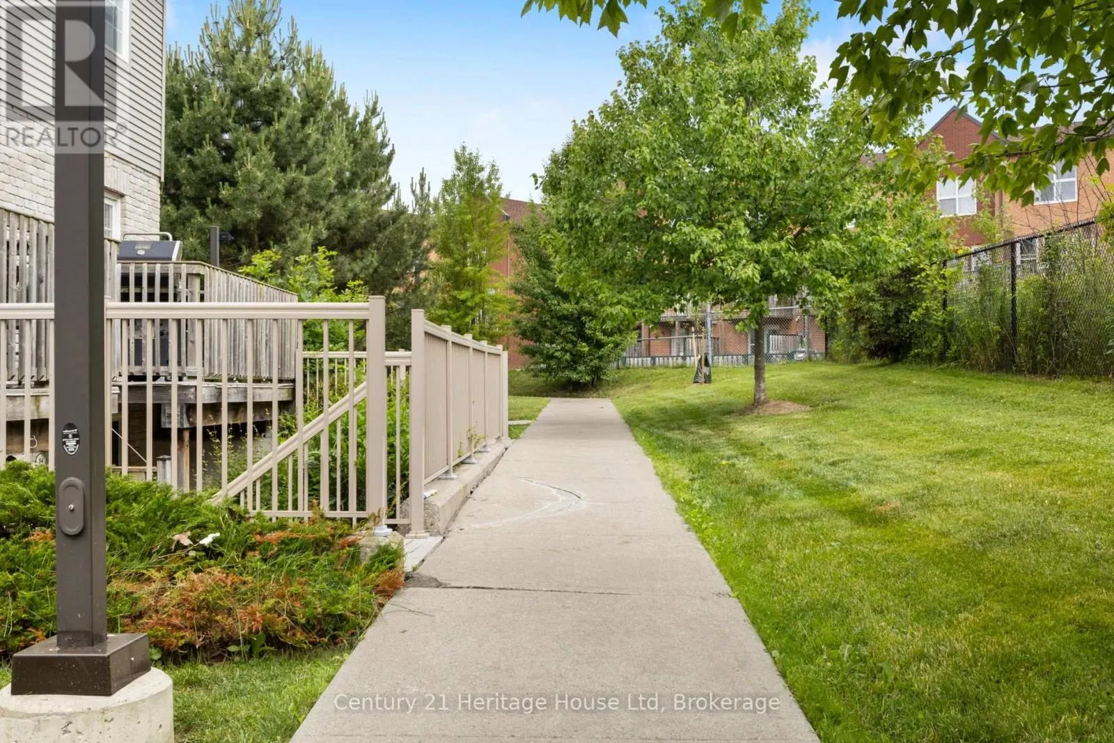 56 - 35 MOUNTFORD DRIVE, #56