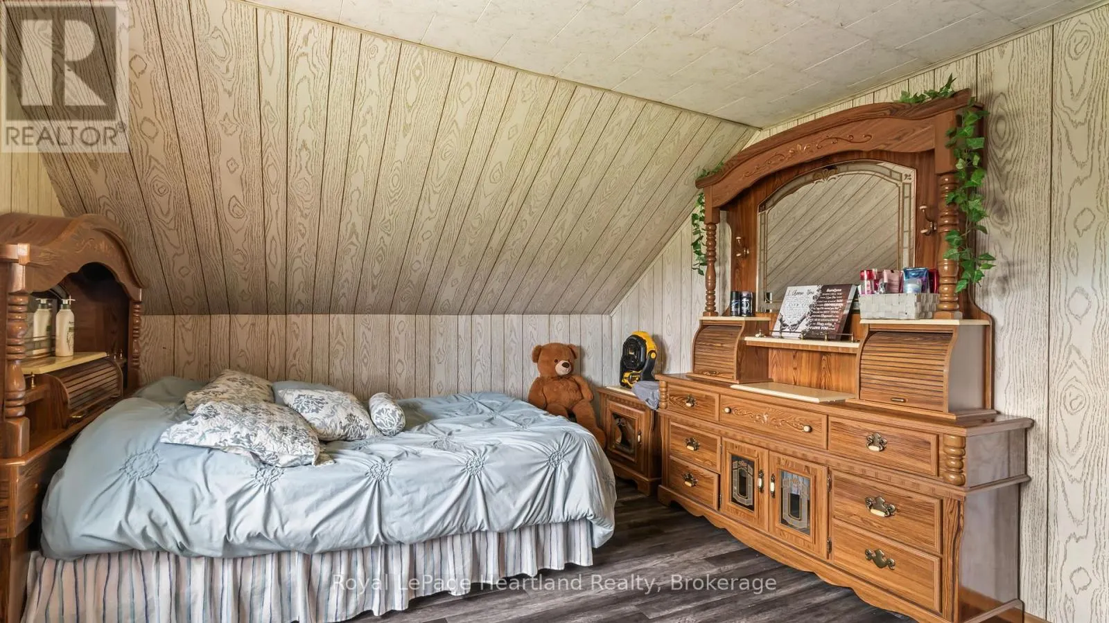 341149 GREY RD 28