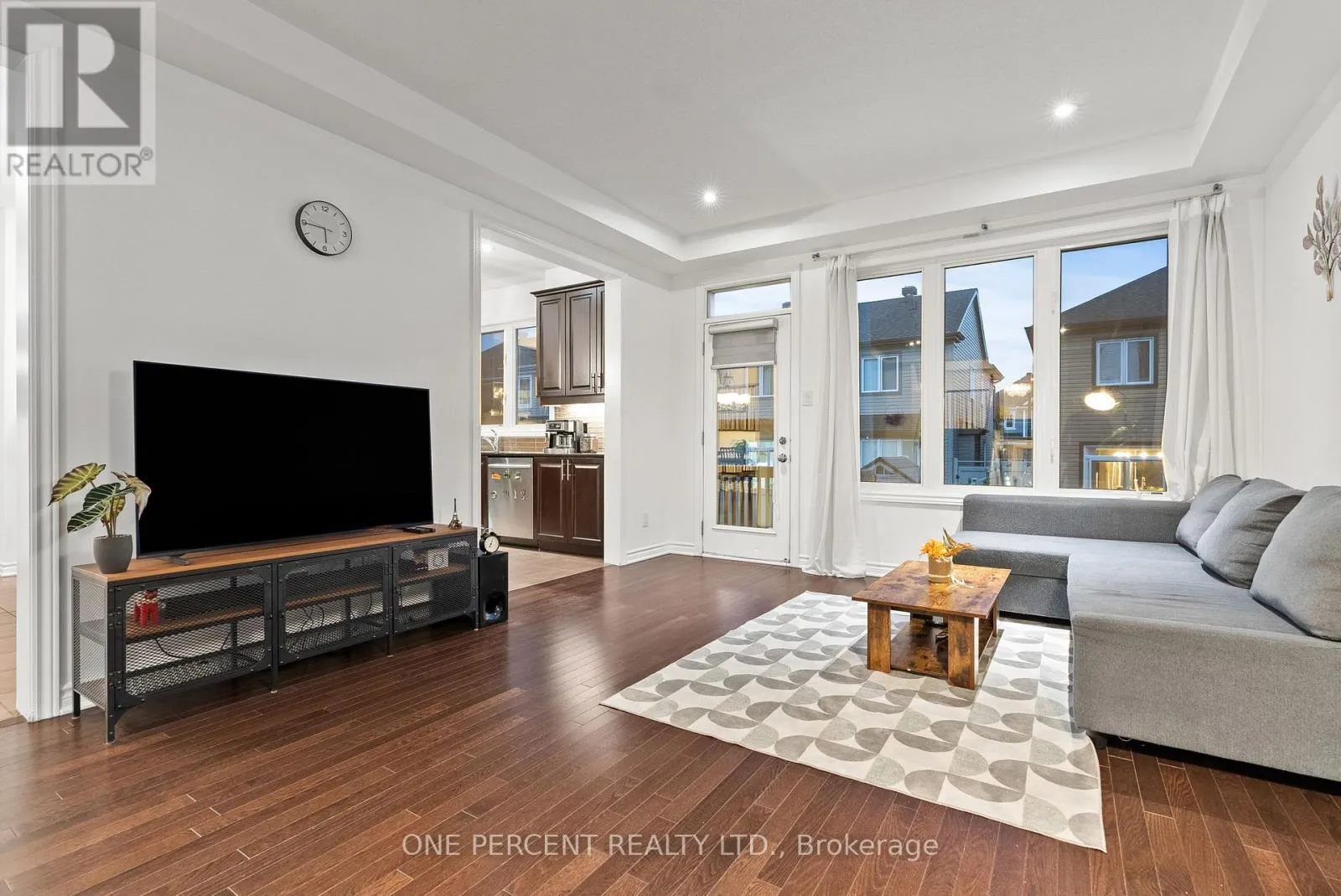 358 MEADOWBREEZE DRIVE