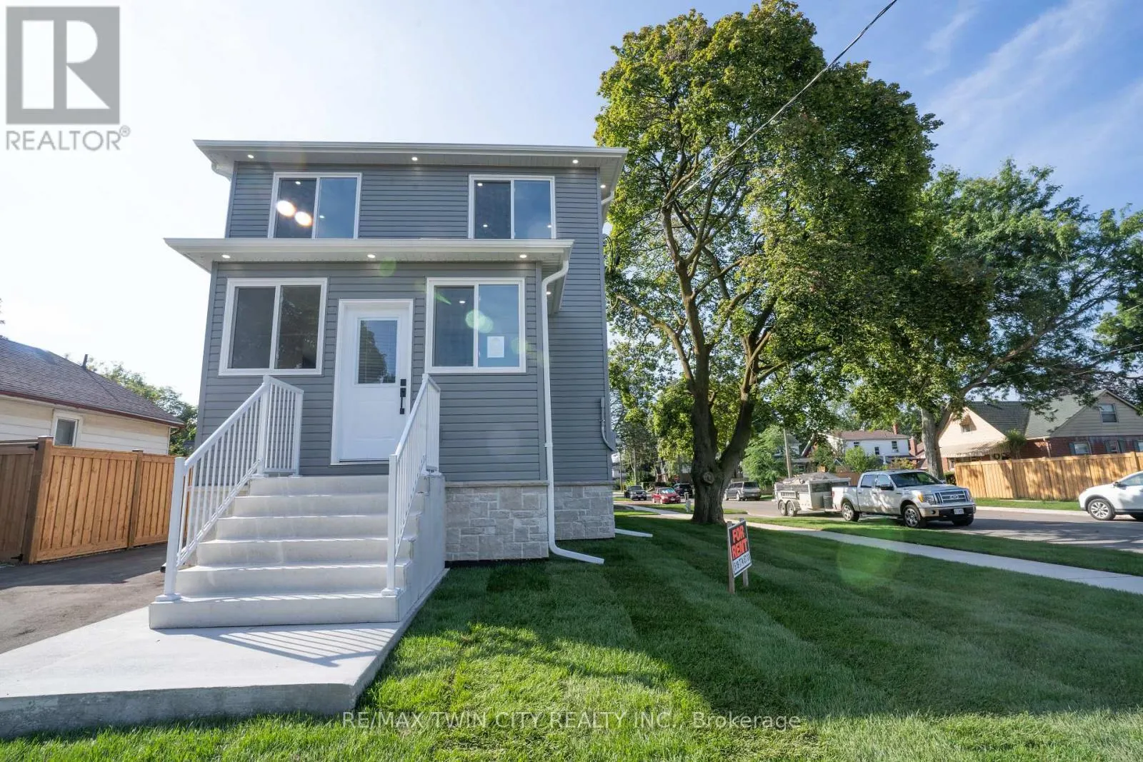 309 NELSON STREET