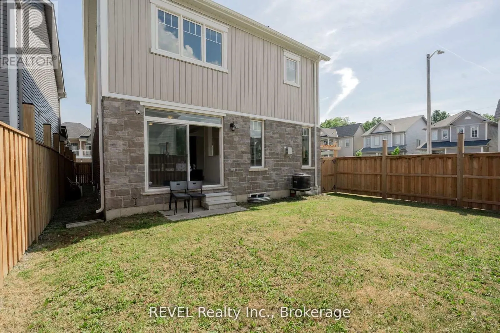 8797 PAWPAW LANE