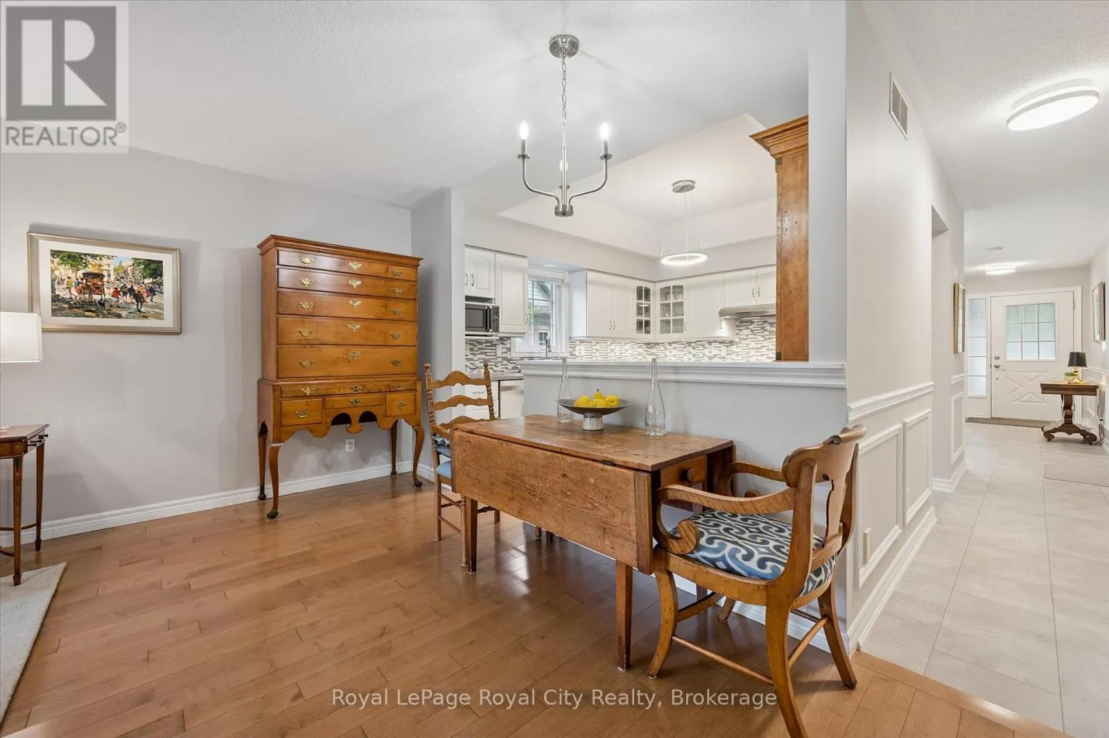11 MAGNOLIA LANE
