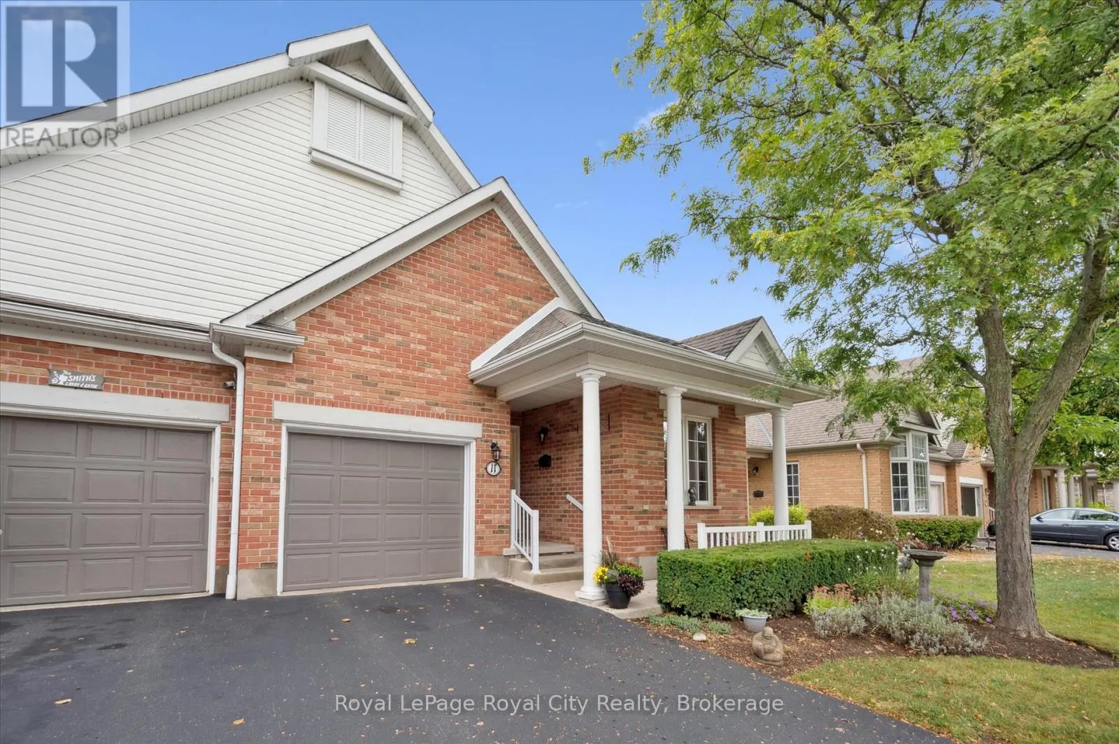 11 MAGNOLIA LANE