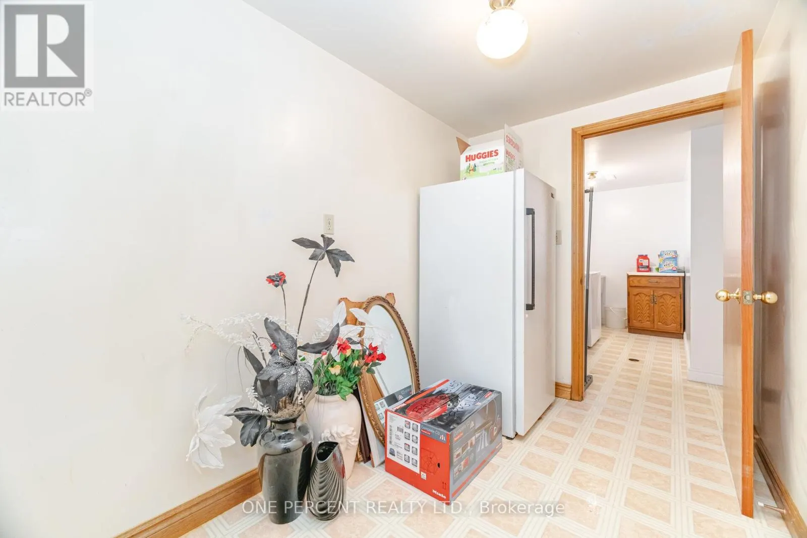 93 OLD CHICOPEE DRIVE