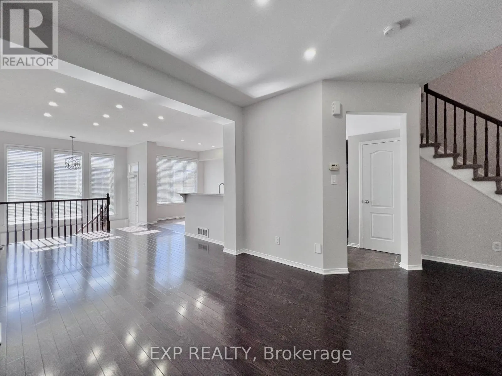 790 NAKINA WAY