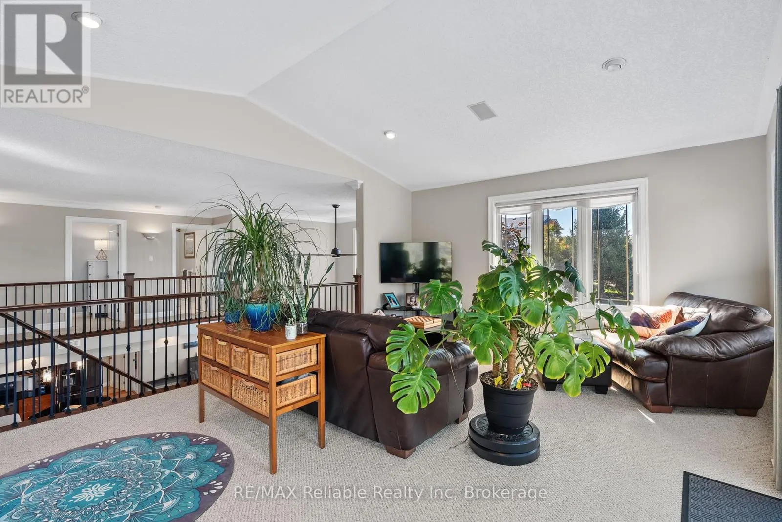 17 HARBOUR COURT