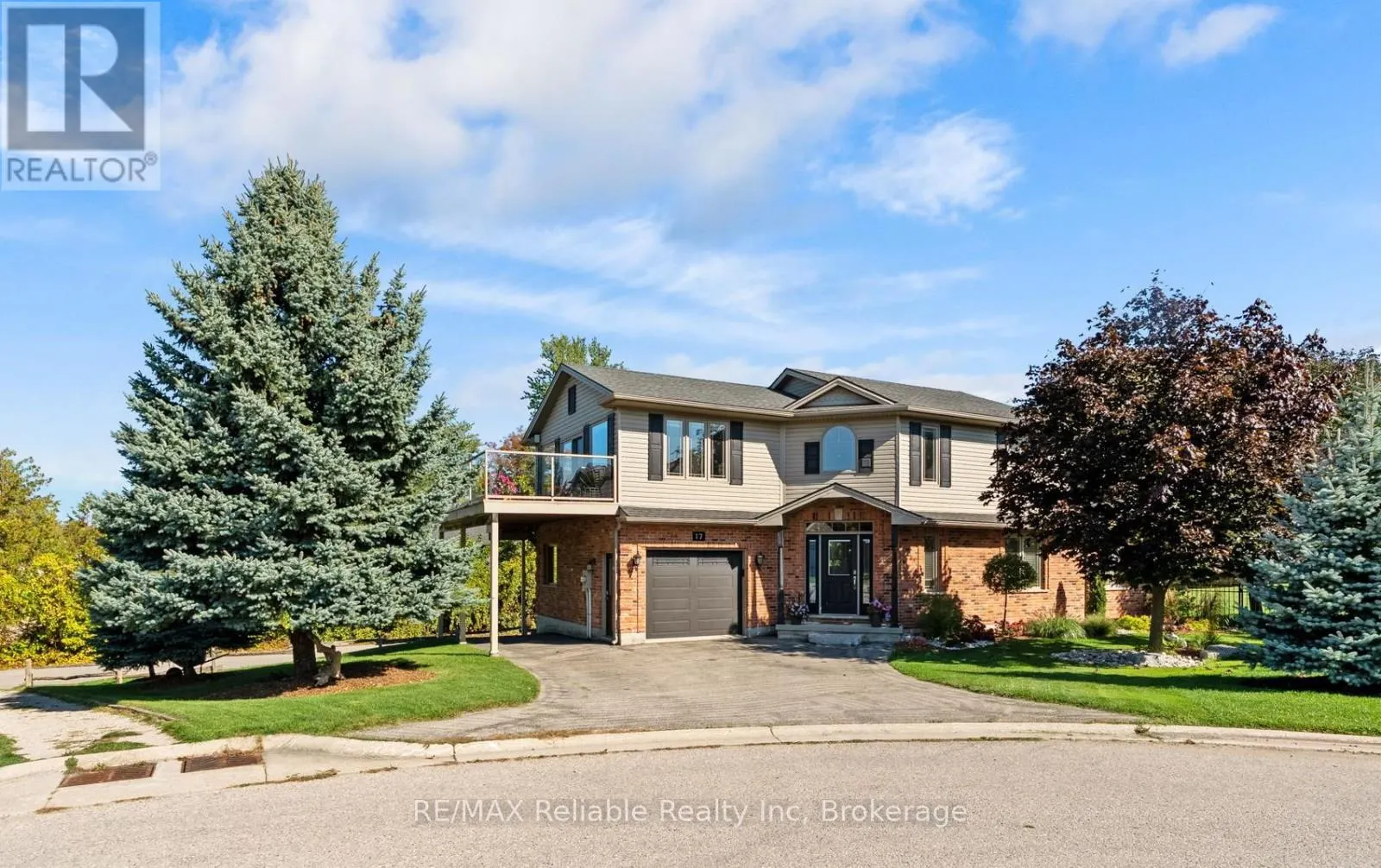 17 HARBOUR COURT