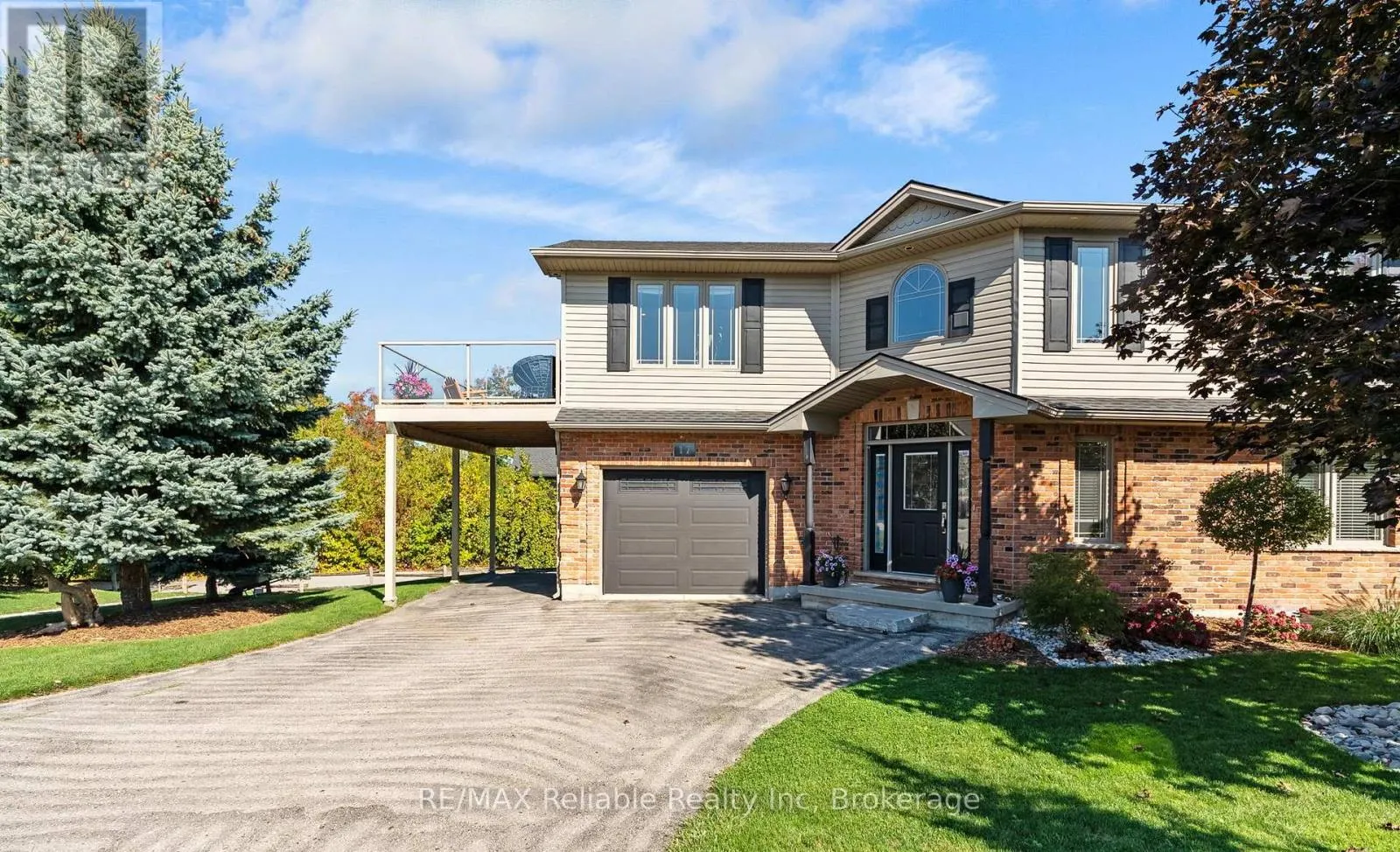 17 HARBOUR COURT
