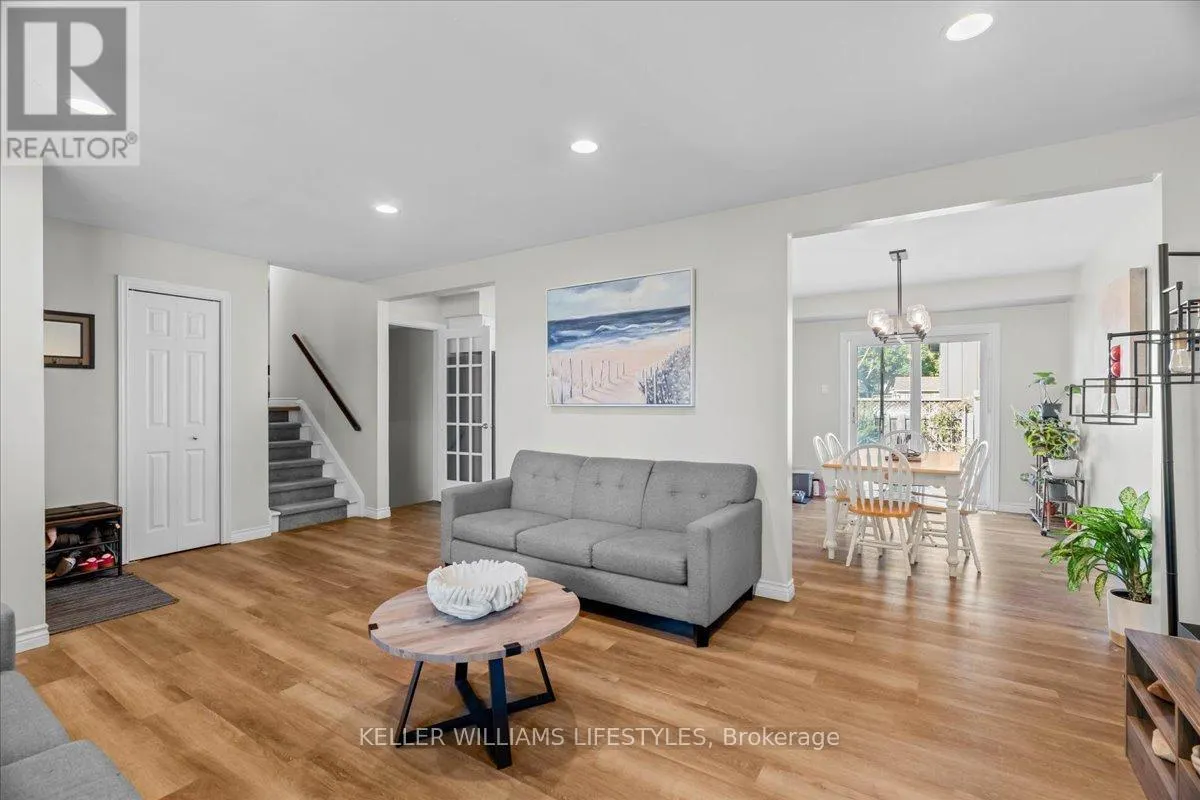34 STANHOPE CRESCENT