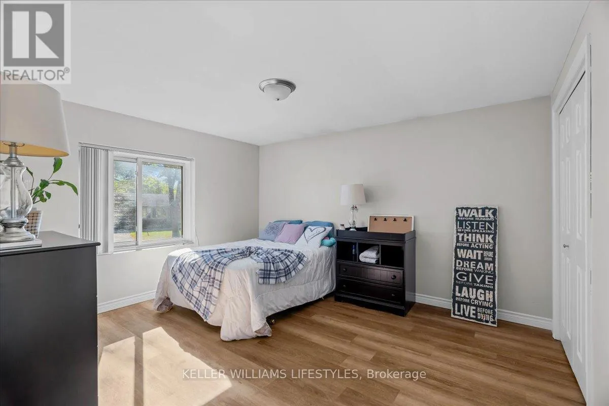 34 STANHOPE CRESCENT