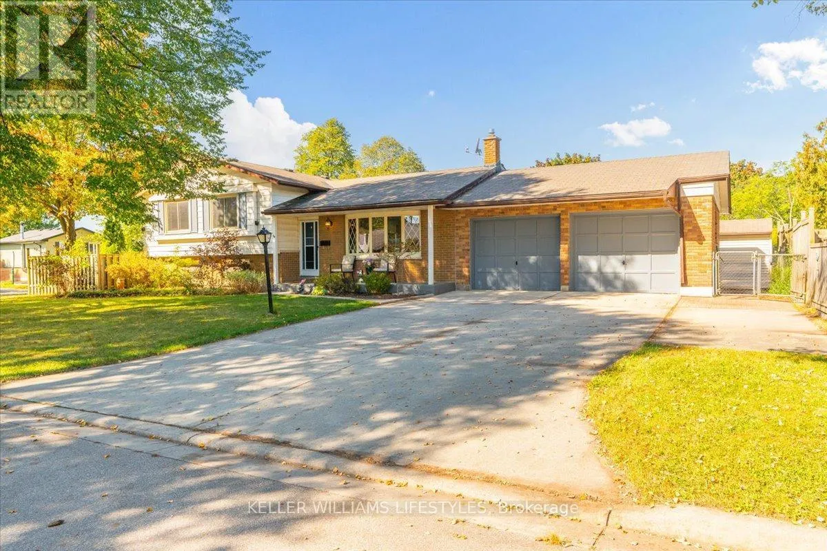 34 STANHOPE CRESCENT