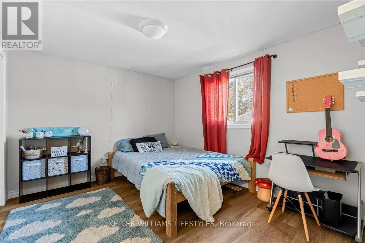 34 STANHOPE CRESCENT
