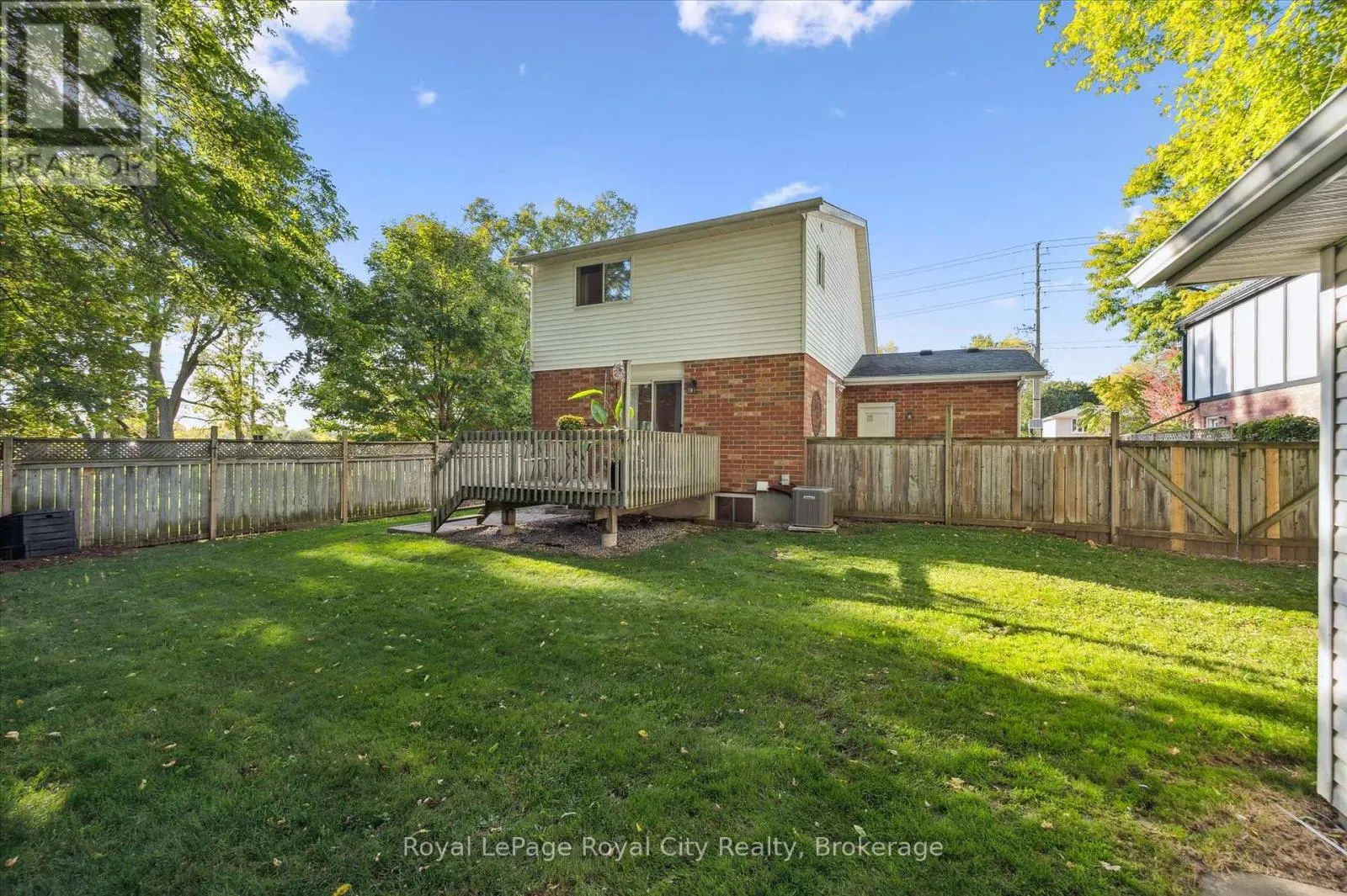 586 KORTRIGHT ROAD W