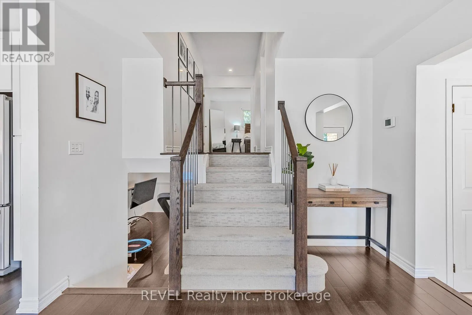 7 BASCARY CRESCENT
