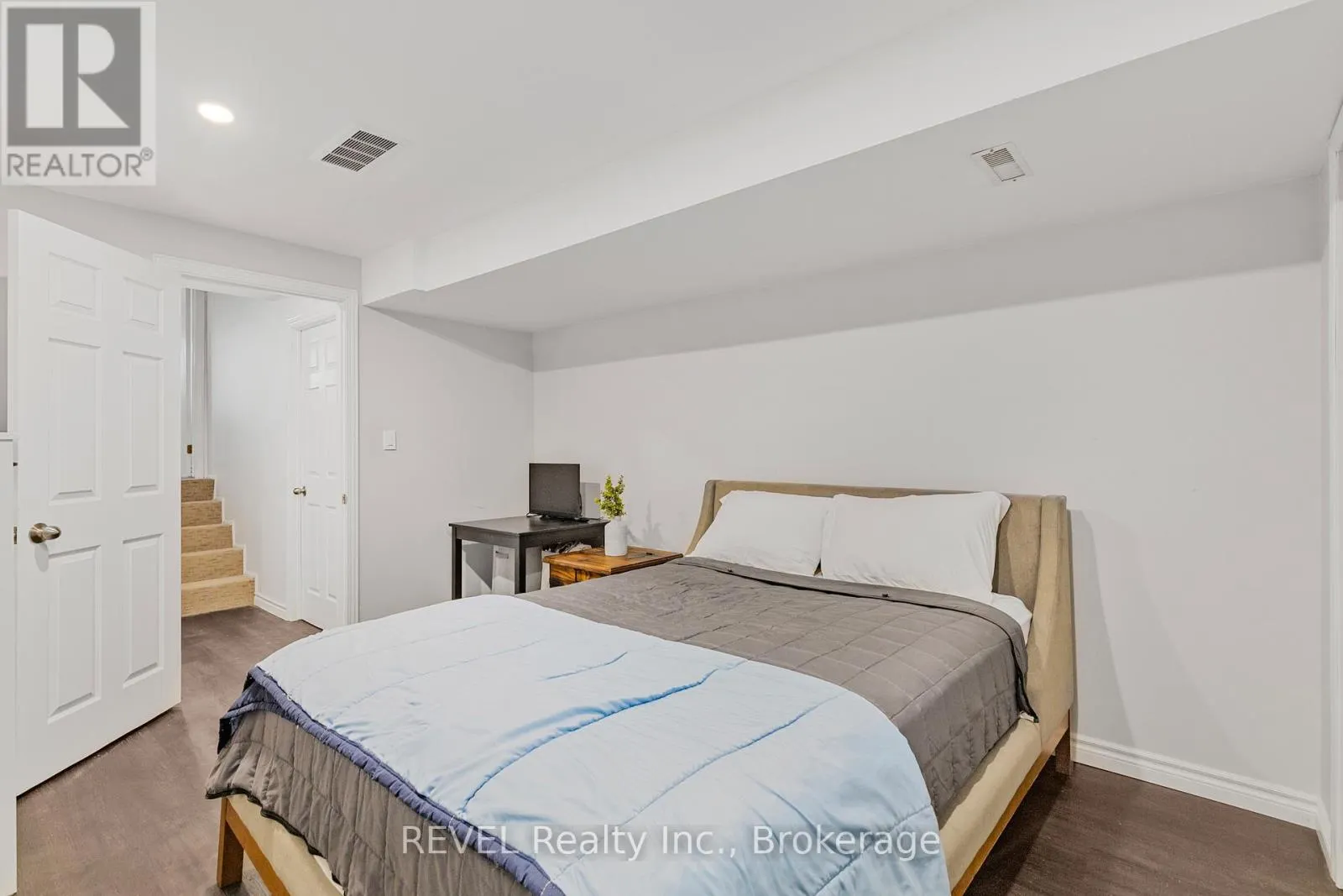 7 BASCARY CRESCENT