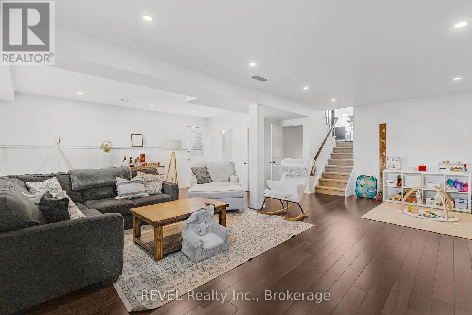 7 BASCARY CRESCENT